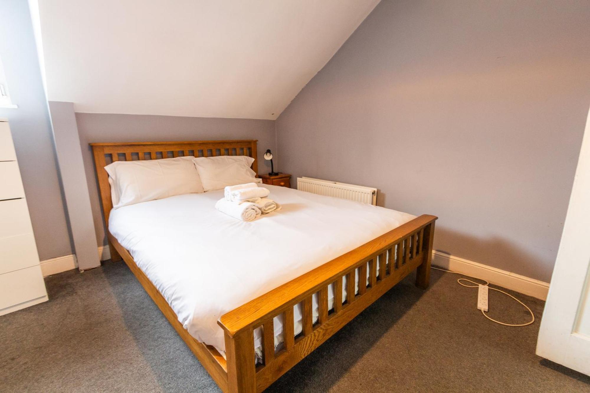 Homely Ensuite Near Centre Apartamento