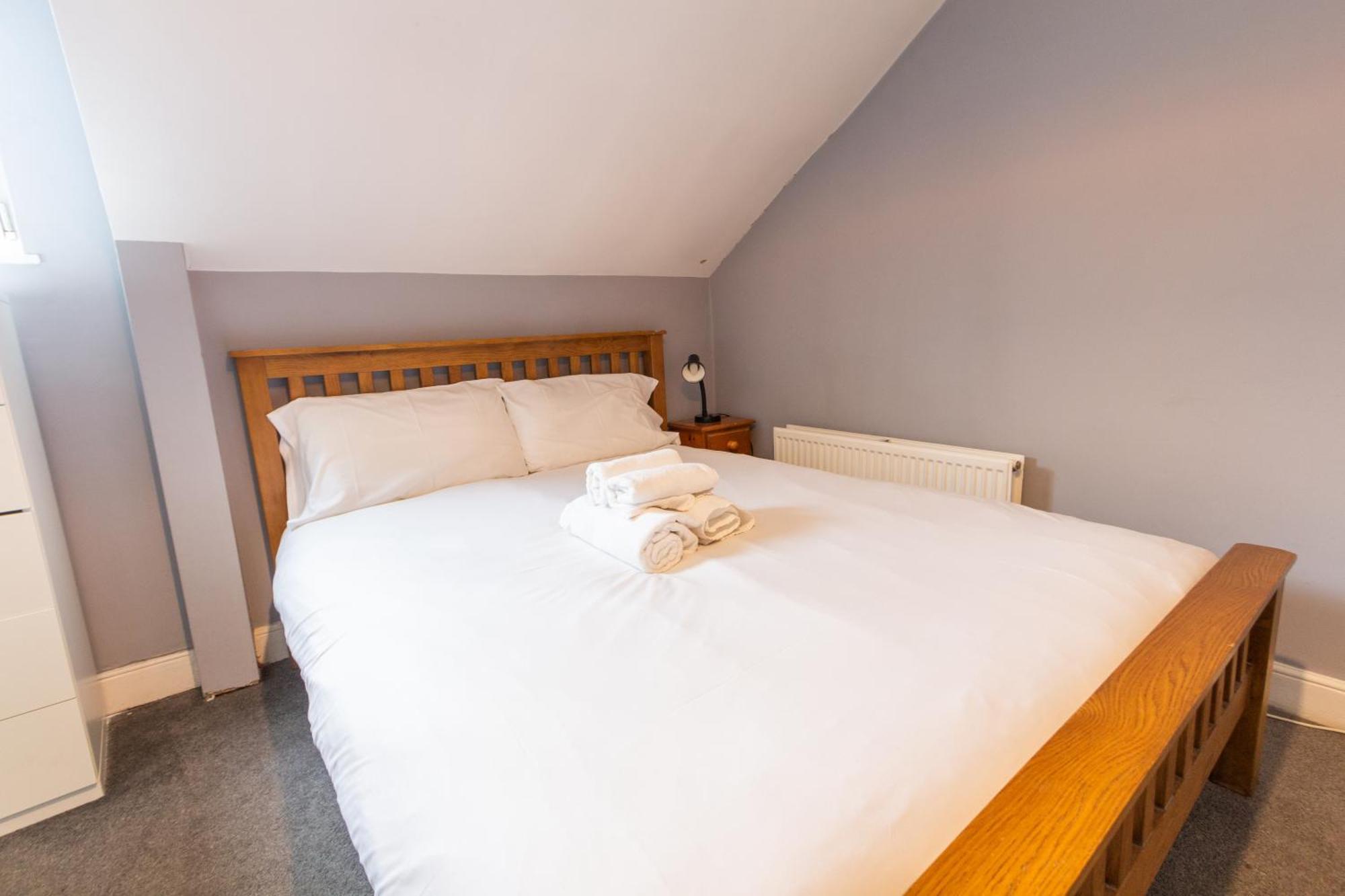 Apartment Homely Ensuite Near Centre *